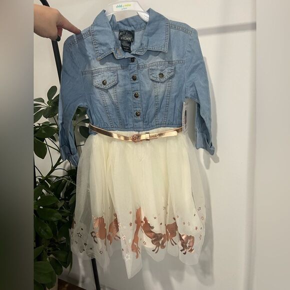 Girls Dress - Picture 1 of 4